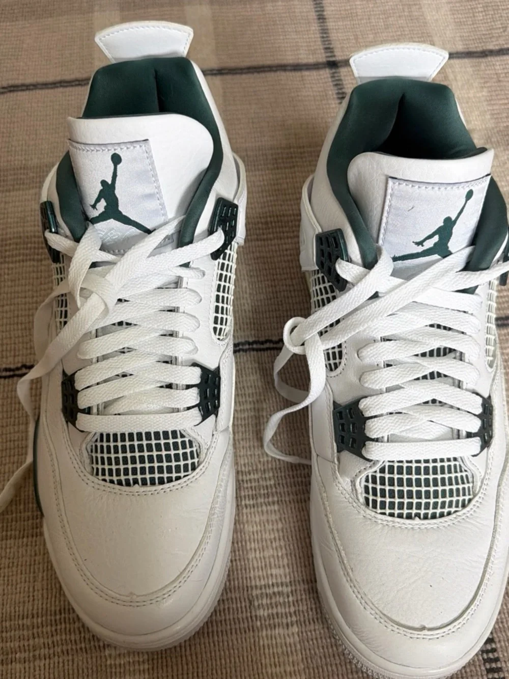 Jordan Men’s White and Dark Green Retro Basketball Sneakers
